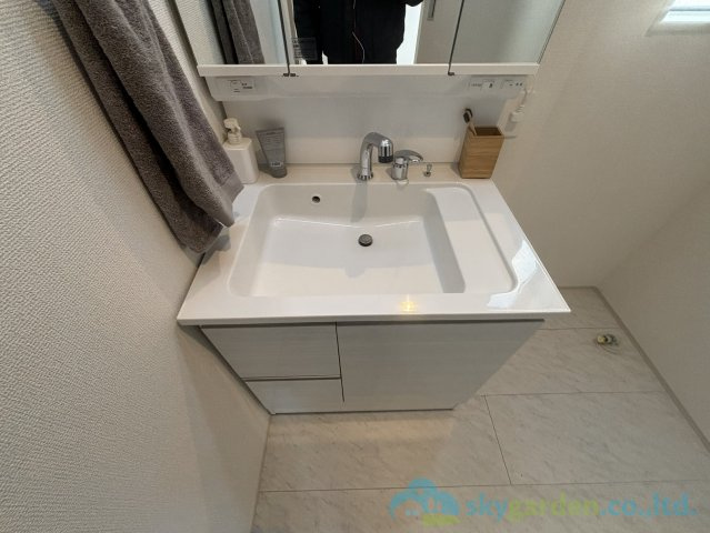 秦野市曽屋3期　新築戸建　全18棟5号棟の独立洗面台