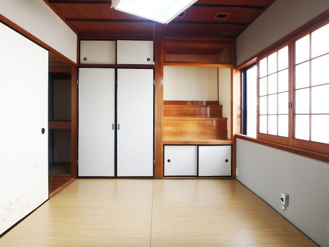 門戸岡田町戸建の和室