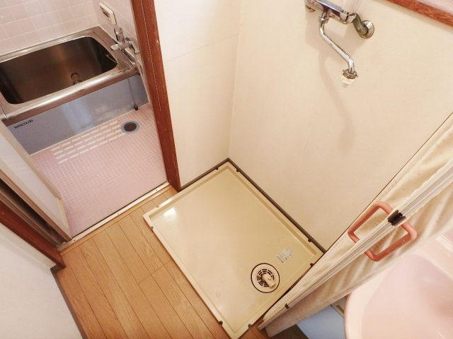 門戸岡田町戸建の洗面所