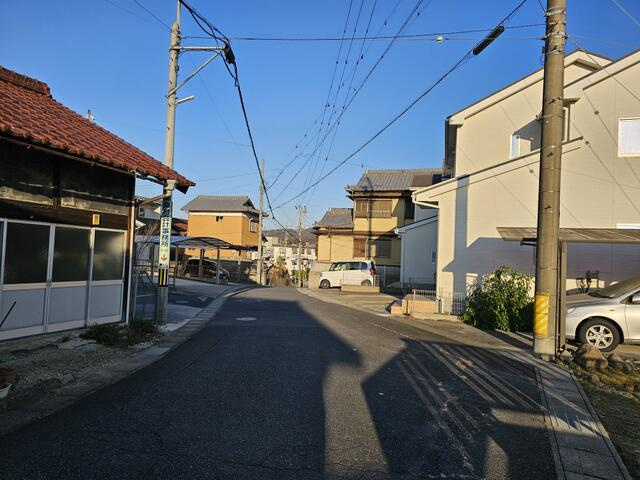 瑞浪市宮前町の前面道路含む現地写真|外観
