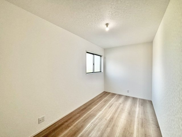 REXCRAS豊田市清水町第1　全2棟　新築戸建の洋室