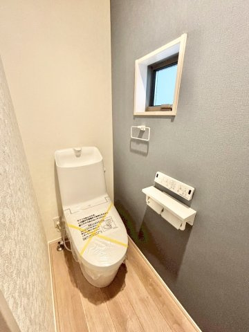 REXCRAS豊田市清水町第1　全2棟　新築戸建のトイレ