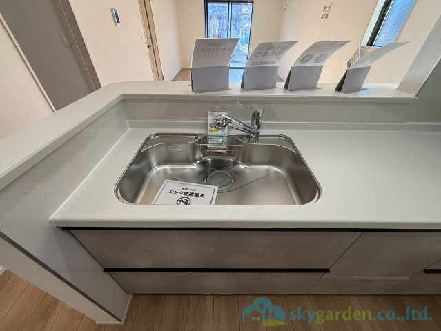 秦野市曽屋3期　新築戸建　全18棟4号棟のキッチン