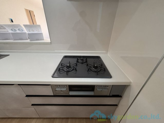 秦野市曽屋3期　新築戸建　全18棟4号棟のキッチン