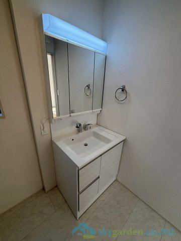 秦野市曽屋3期　新築戸建　全18棟4号棟の独立洗面台