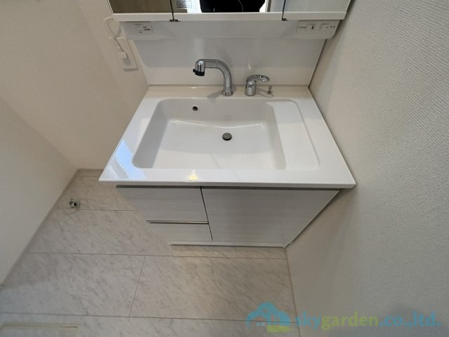 秦野市曽屋3期　新築戸建　全18棟4号棟の独立洗面台