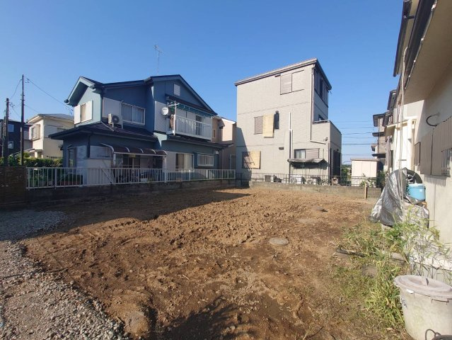 【外観】 | 敷地170㎡(約51坪)車３台駐車スペースあり(車種による)買物便利