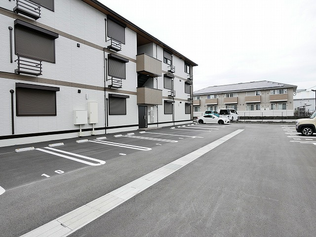 萩　Ⅱの駐車場