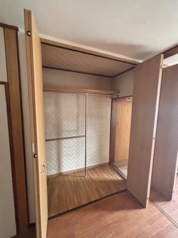 旭区大宮店舗付き戸建の収納