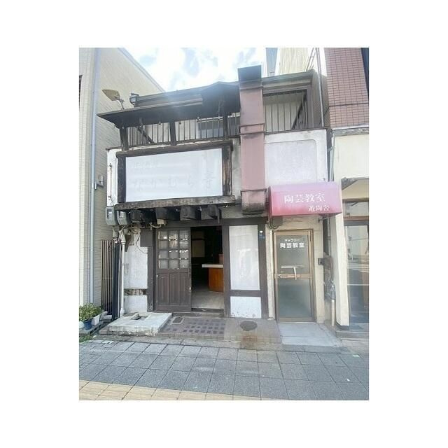 旭区大宮店舗付き戸建の外観