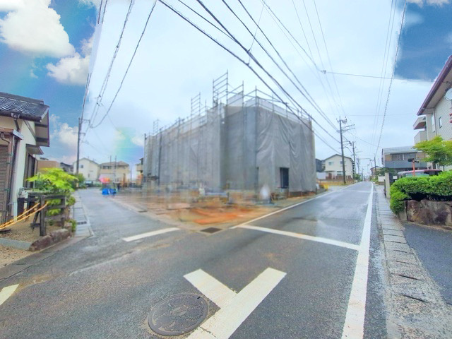 ブルーミングガーデン豊田市小坂町13丁目　全3棟　新築戸建の前面道路含む現地写真