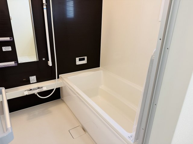 八王子市　諏訪町　新築一戸建て　２４ー１期の浴室|～のびのびくつろげるバスルーム　１日の締めくくりに癒やしのバスタイムを～