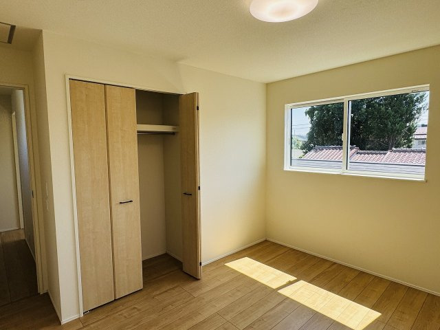 八王子市　諏訪町　新築一戸建て　２４ー１期の収納|～収納力の高いクローゼット完備～