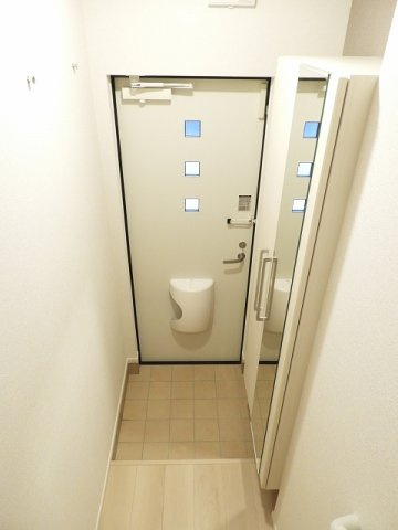 Ｌ．ラシック　古市橋の玄関|明るい玄関です