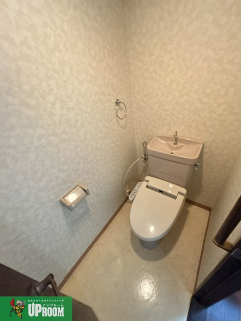ソレアード川添のトイレ