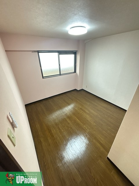 ソレアード川添の内装