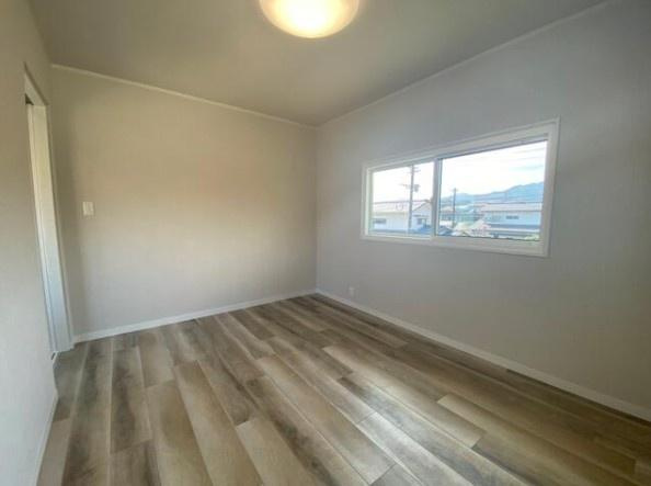 寒田南町1丁目　中古の洋室