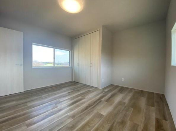 寒田南町1丁目　中古の洋室