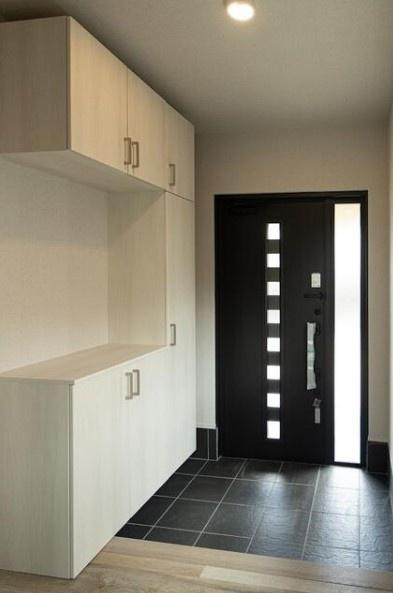 寒田南町1丁目　中古の玄関