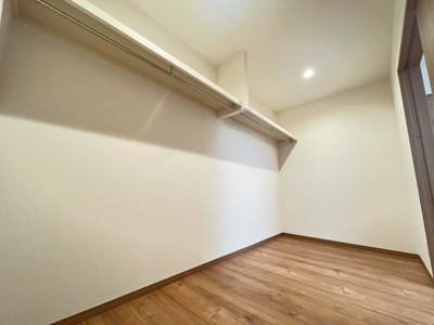 【バルコニー】