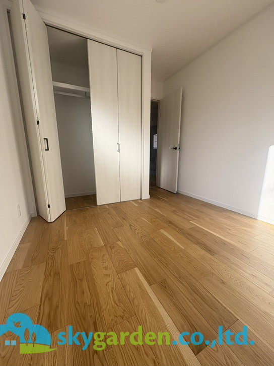 茅ヶ崎市萩園　新築戸建　全8棟1号棟の寝室