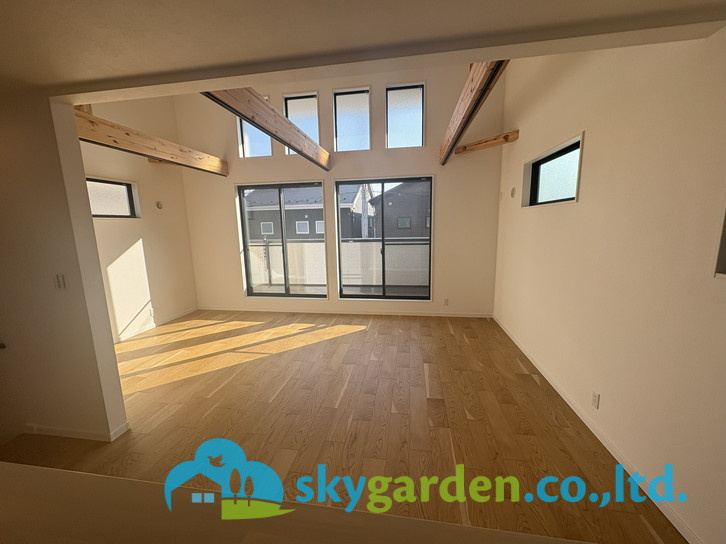 茅ヶ崎市萩園　新築戸建　全8棟1号棟のダイニング