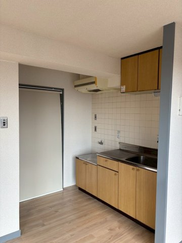 千葉県松戸市　区分マンションのキッチン