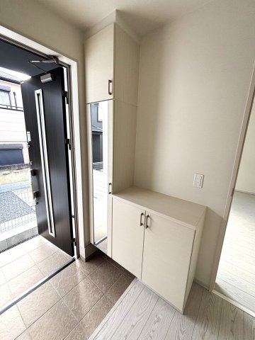 【玄関】 | 池田市畑１丁目　新築戸建