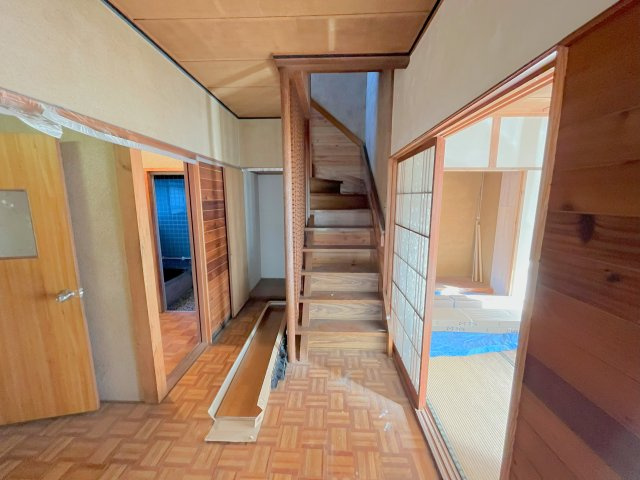 小浜町貸家の内装