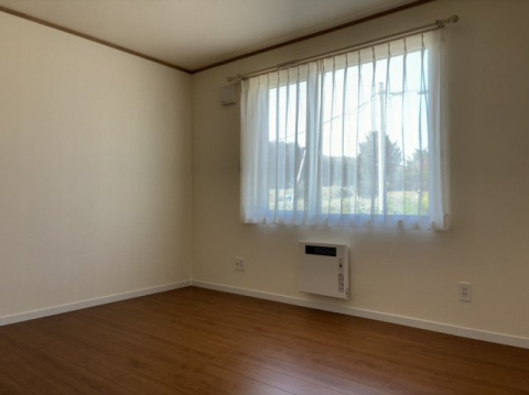 【洋室】 | 北見市小泉６７５番６１　新築戸建て　