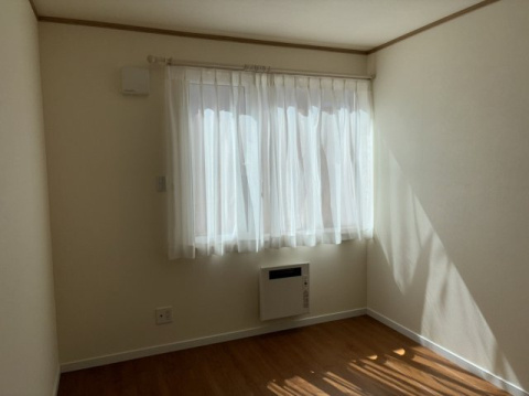 北見市小泉６７５番６１　新築平屋建　の寝室