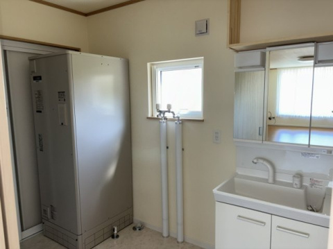 北見市小泉６７５番６１　新築平屋建　の洗面所