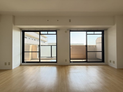 【居間・リビング】 | ブリランテ鶴見