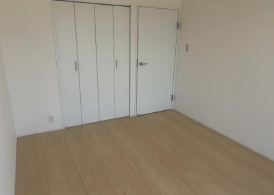 【子供部屋】 | グランドハイツ相模原 | 子供が何人でも年齢によっては、受験時にしっかり壁のある個室があった方が良い場合もあります。難しい問題ですが、兄弟の人数や、性別や年齢差によって状況が異なりますので、数年後のこともしっかり考えましょう。