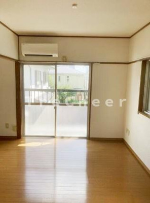 【居間・リビング】 | コーポウメザキ