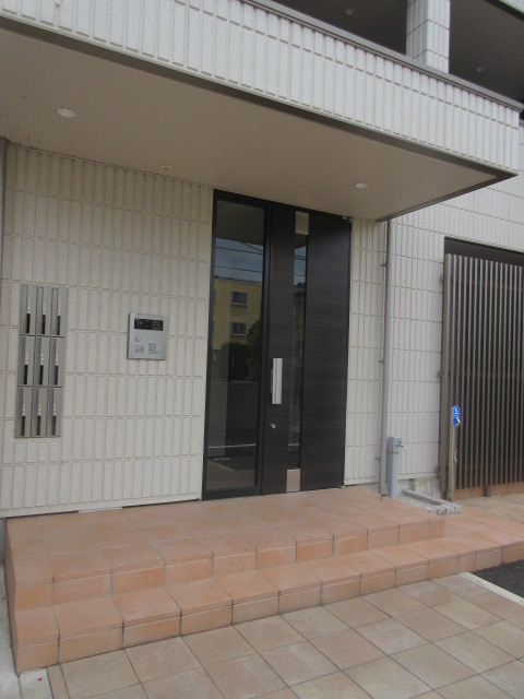 Ｍａｉｓｏｎ　ｄｅ　ＬＵＰＯ　メゾンドルポのエントランス|★安心のオートロック★