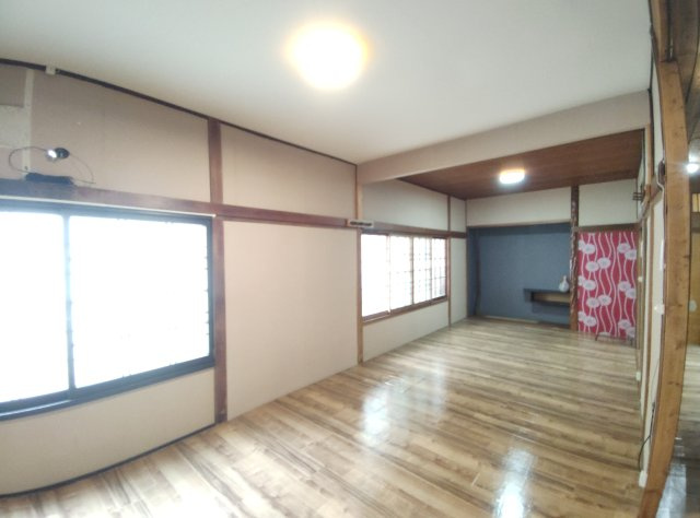 和歌山市関戸二丁目の洋室