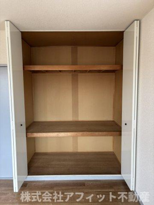 【その他】 | サンビレッジ21　B棟 | リビング収納