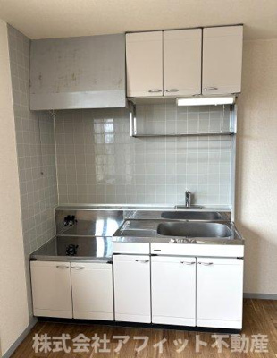 【キッチン】 | サンビレッジ21　B棟 | 吊戸棚付き