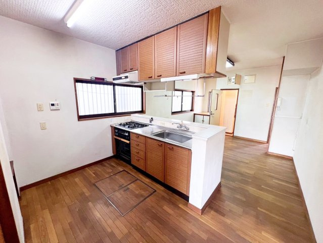 海南市山崎町二丁目のキッチン