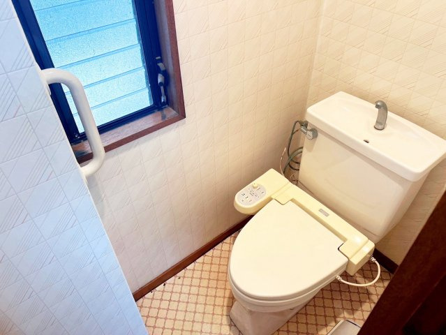 海南市山崎町二丁目のトイレ