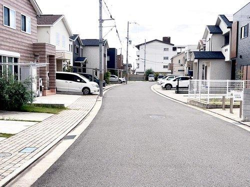 和歌山市田尻の前面道路含む現地写真|前面道路は幅も広々