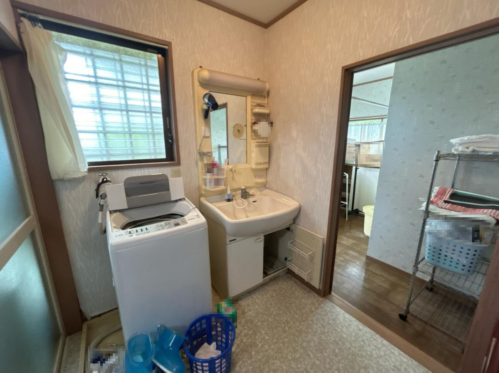 いわき市久之浜町末続字館　中古戸建の独立洗面台
