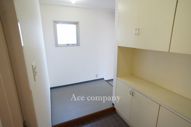 【玄関】 | 平野区瓜破西1丁目 | 【3階：玄関】