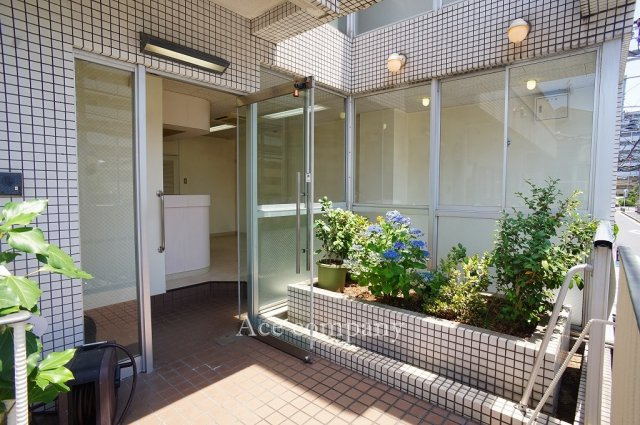 【玄関】 | 平野区瓜破西1丁目 | 【2階の玄関・エントランス】