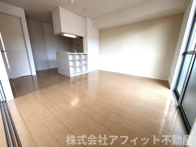 【居間・リビング】 | ルミエール手城 C棟