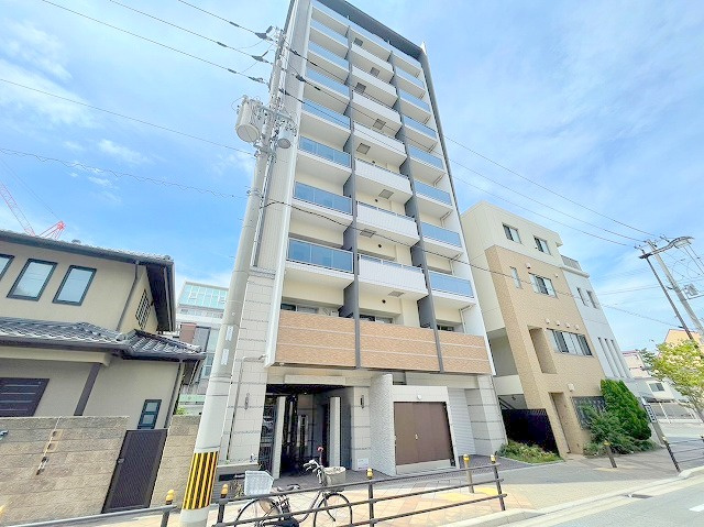 アバンティ淡路の外観