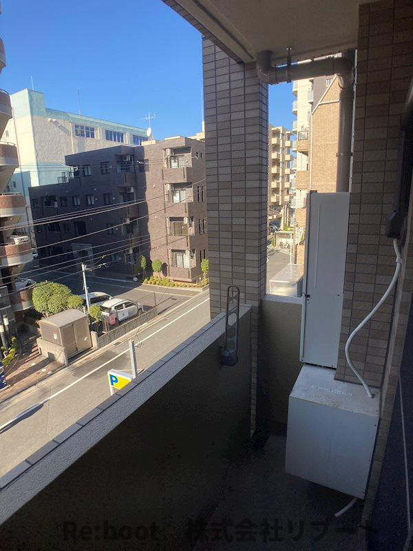 プライマル西船橋のバルコニー