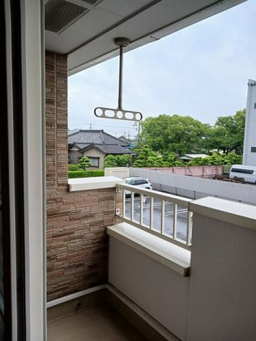 マーベラスヴィラ　Ⅱのバルコニー|お洗濯にも便利なバルコニー付き