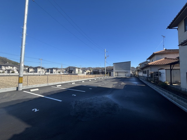 セラータの駐車場